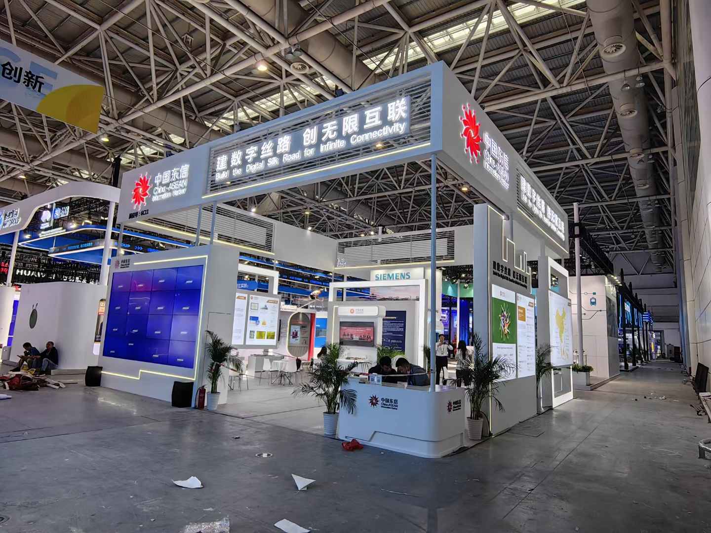 福州數(shù)字中國(guó)會(huì)展中心、廣州展會(huì)設(shè)計(jì)搭建